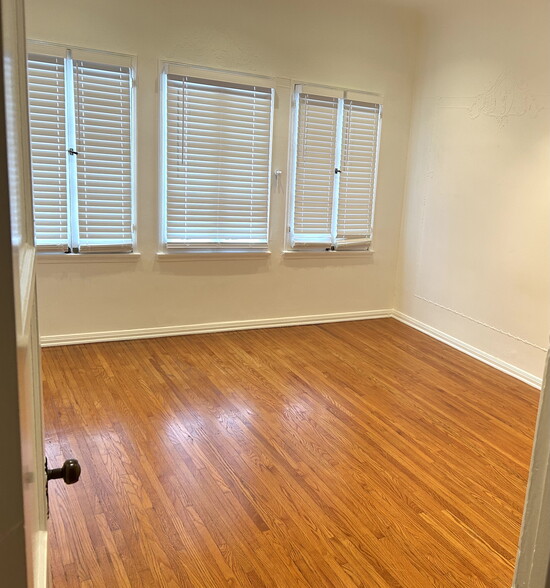 Bedroom - 6130 Orange St