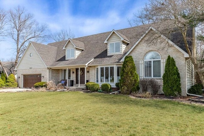 Building Photo - 9885 Belmont Ct