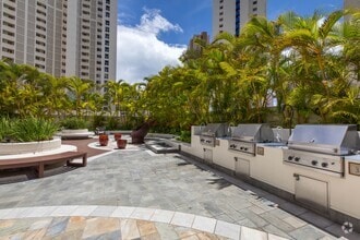 Building Photo - 1837 Kalakaua Ave
