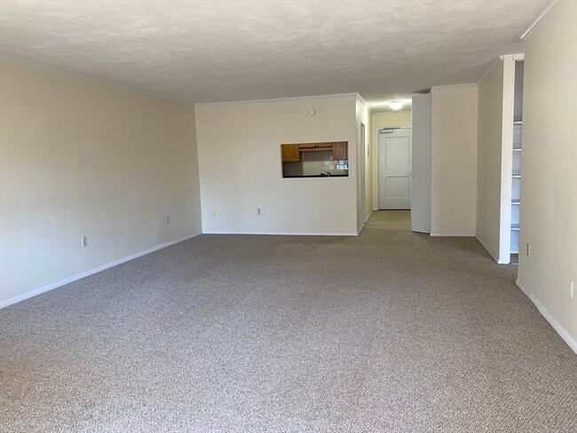 Building Photo - 8 Whittier Pl