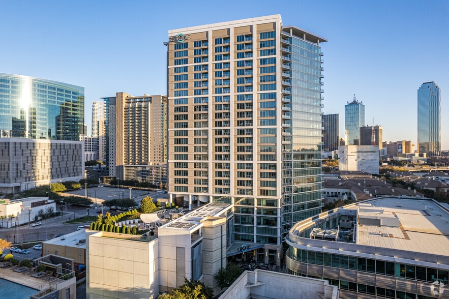 Building Photo - Cirque Residences