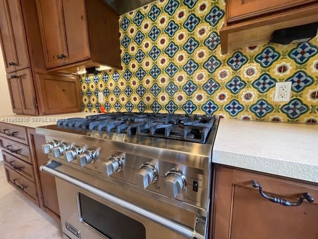 Building Photo - 721 Tibidabo Ave