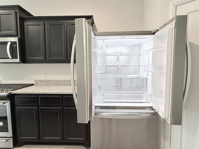 Building Photo - 309 Crowfoot Dr