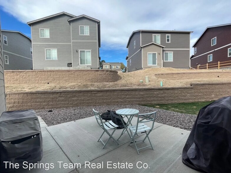 Building Photo - 5650 Chaparral Ridge Dr