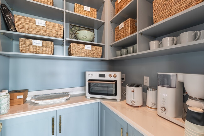 Building Photo - 1874 18th St