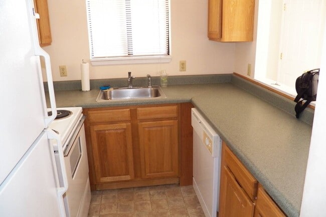 Building Photo - 54 Davos Pointe