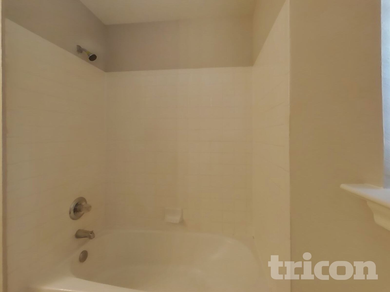 Building Photo - 3839 Cherokee Blvd