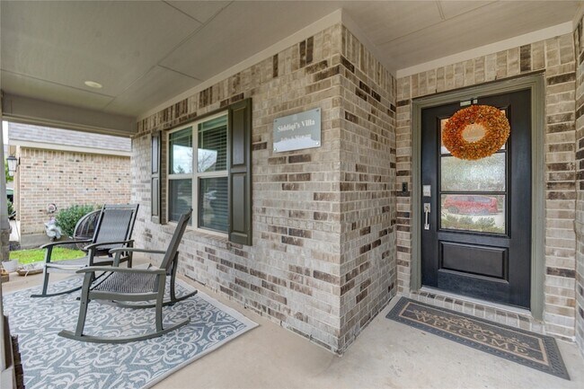 Building Photo - 13026 Sheildaig St