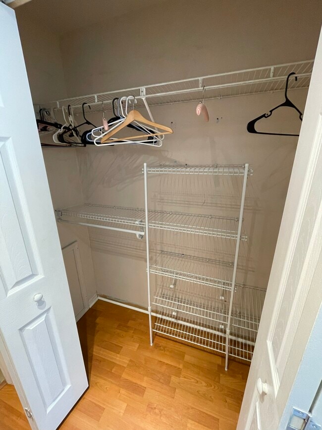 Building Photo - 1 Bridgewater Dr