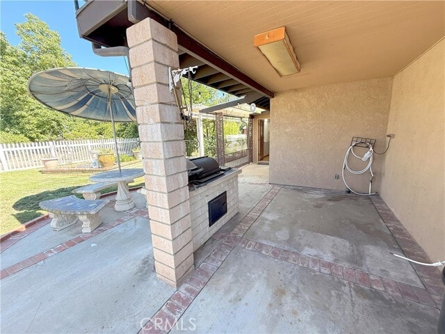 Building Photo - 608 Juanita Ave