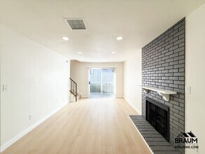Building Photo - 11228 Huston St