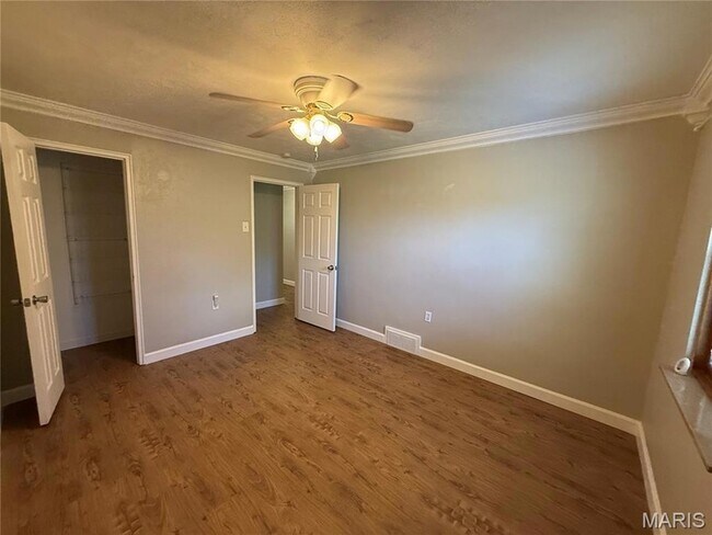 Building Photo - 6321 Monterey Dr