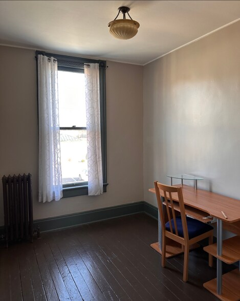 Building Photo - 424 N Mechanic St