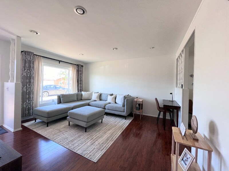 Building Photo - 17700 S Western Ave