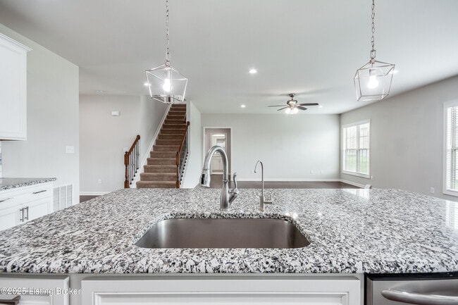 Building Photo - 16302 Spitfire Lake Path