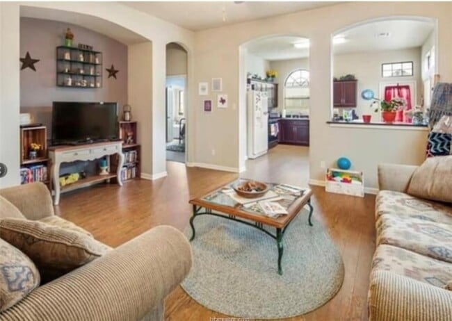 Building Photo - 15411 Baker Meadow Loop