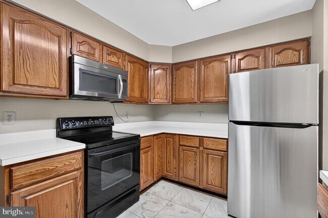 Building Photo - 11620 Havenner Rd