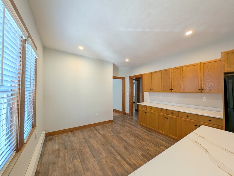 Building Photo - 29 Frederick Ave