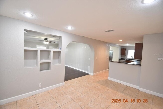 Building Photo - 3602 W Oklahoma Ave