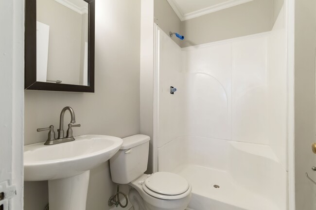 Building Photo - 138 Phifer Dr