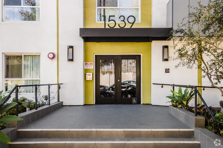 The Beloit 1539 Beloit Ave Los Angeles CA 90025 Apartment Finder