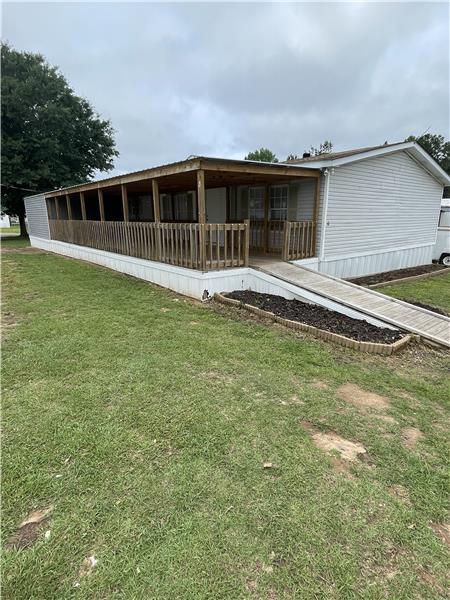 Building Photo - 161 Cowboy Ln