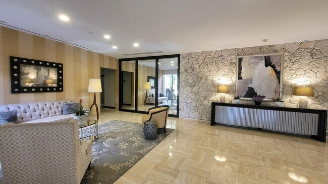 Building Photo - 2480 Presidential Way