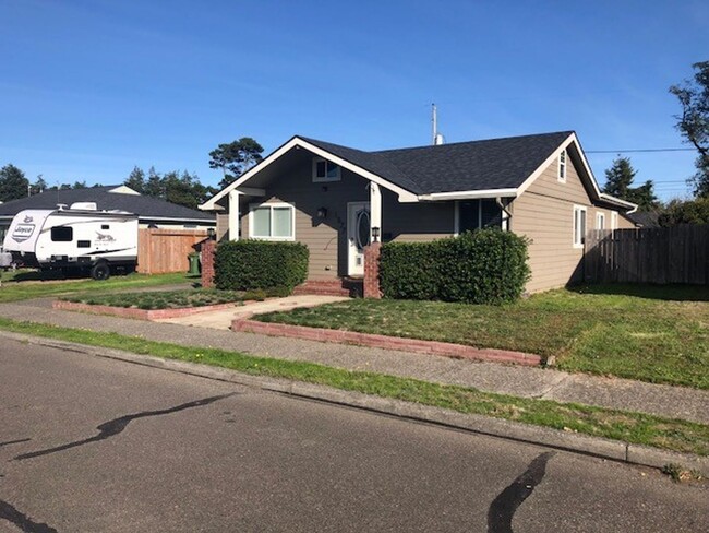 Building Photo - Nice North Bend Home!