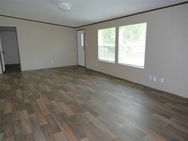 Building Photo - 16020 1/2 Sam Brookins St