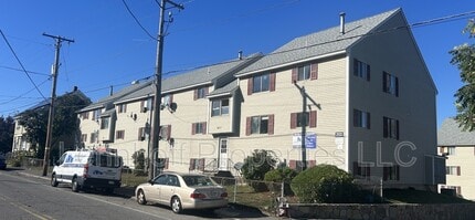 Building Photo - 871-871 Middlesex St