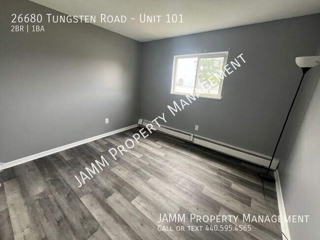 Building Photo - 2-Bedroom Apartment in Euclid!!
