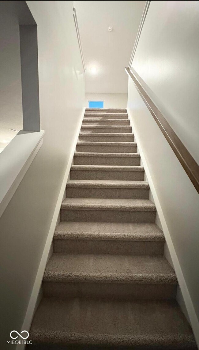 Building Photo - 6756 Sugar Crk Ln