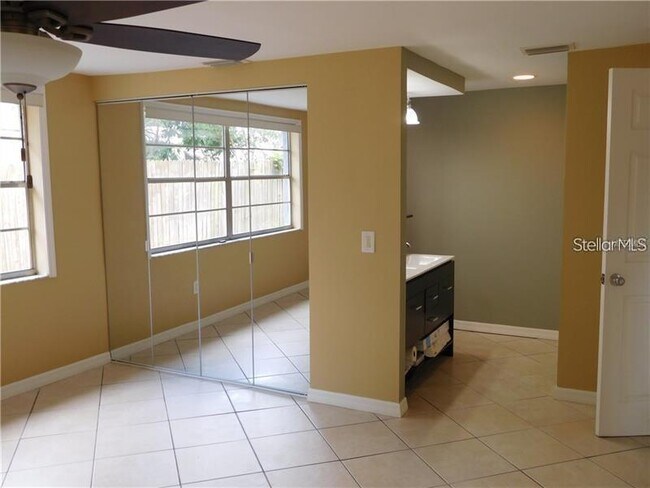 Building Photo - 7333 Sequoia Dr