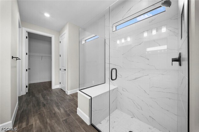 Building Photo - 20112 KIngmont Dr