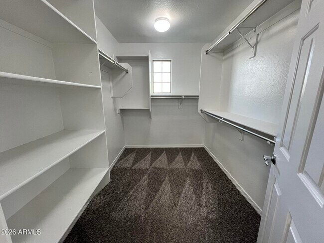 Building Photo - 4642 S Carmine Ln