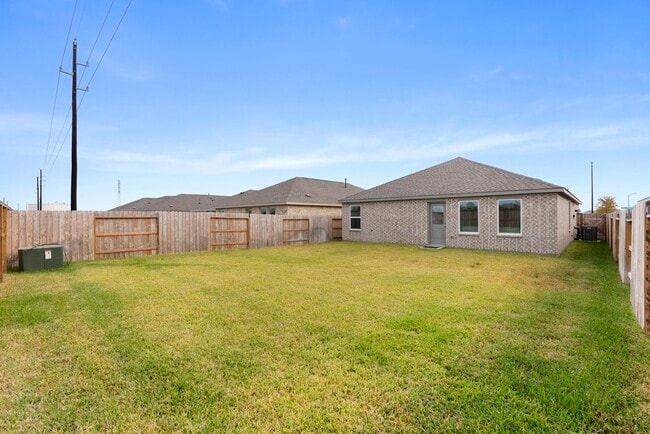 Building Photo - 16707 Rolling Pasture Ln