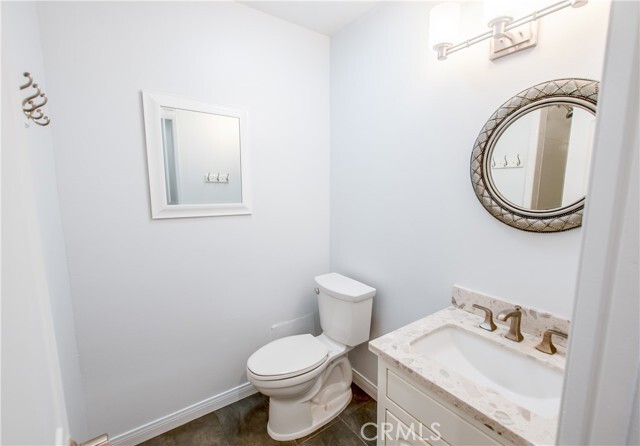 Building Photo - 16528 Le Grande Ln