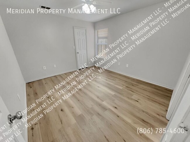 Building Photo - 515 N Brentwood-A