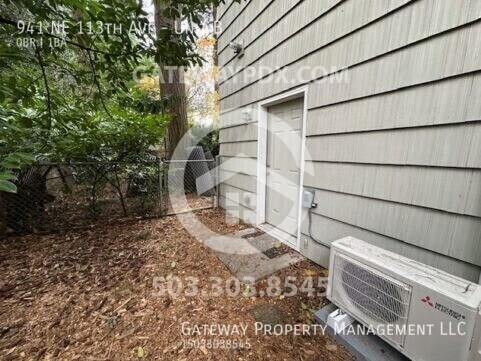 Building Photo - 941 NE 113th Ave