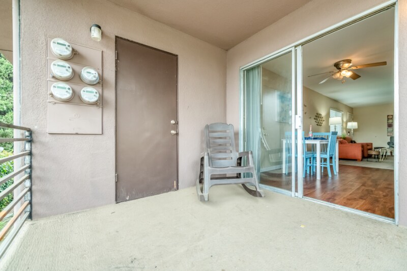 Building Photo - 718 N Floral St