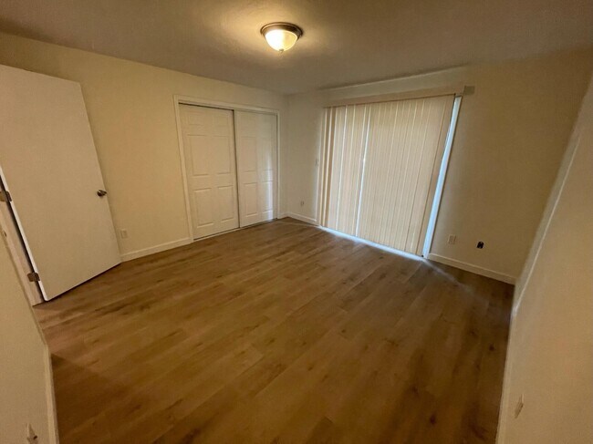Building Photo - 1231 SW 61st Terrace