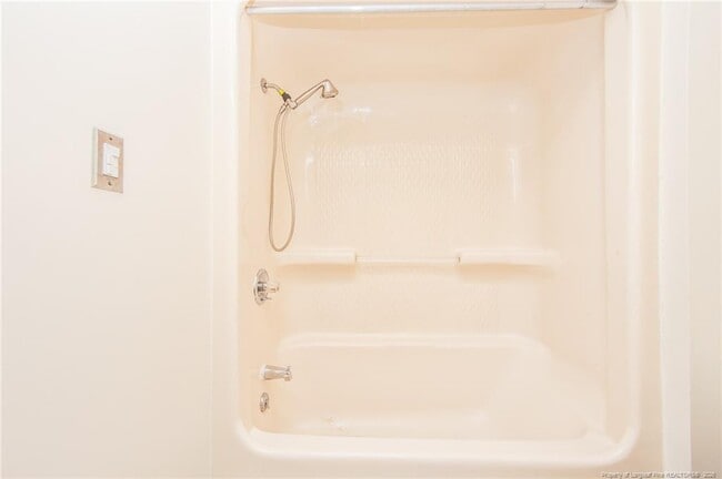 Building Photo - 400 Cypress Trace Dr