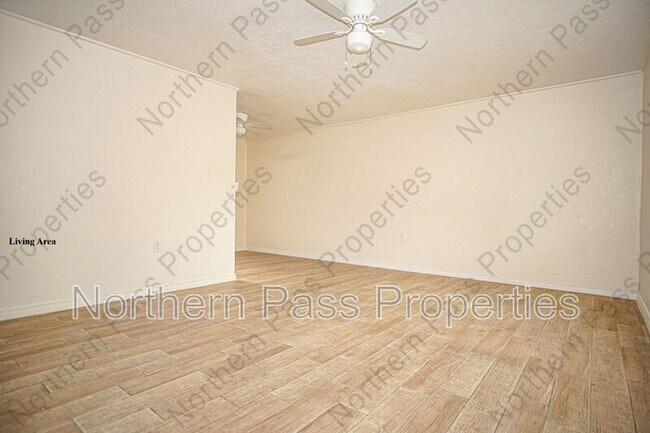Building Photo - 601 Lafayette Dr