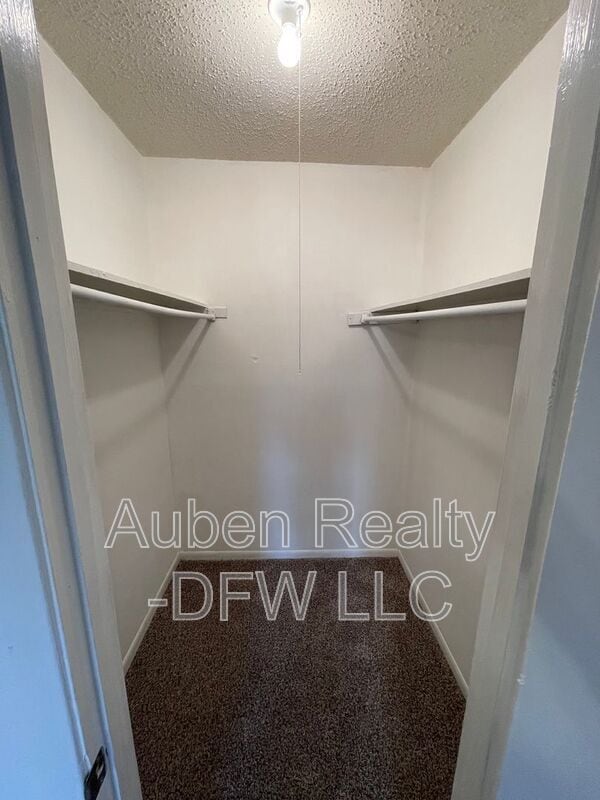 Building Photo - 1510 Blackwell Dr