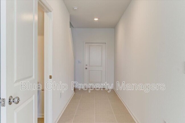 Building Photo - 1212 Belle Isle Ln