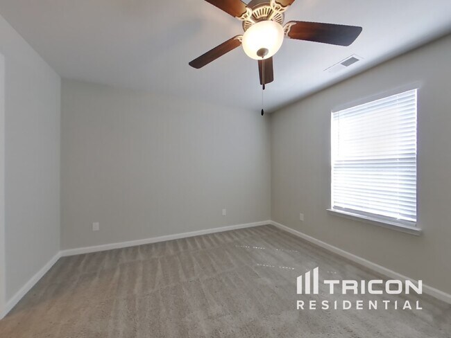Building Photo - 508 Hickory Leaf Ct