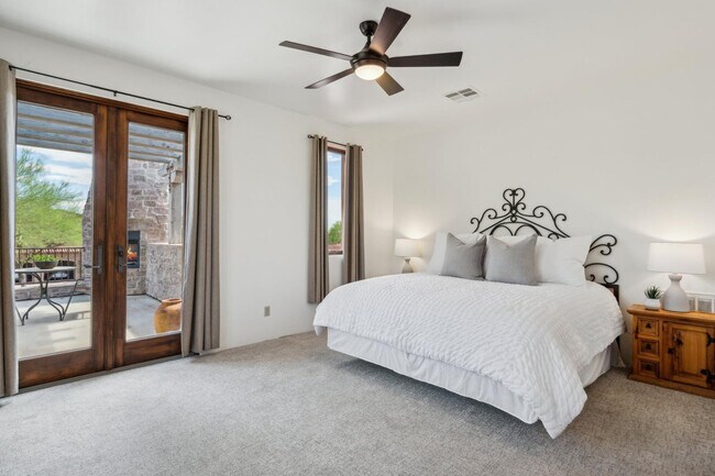 Building Photo - 7701 E Golden Eagle Cir