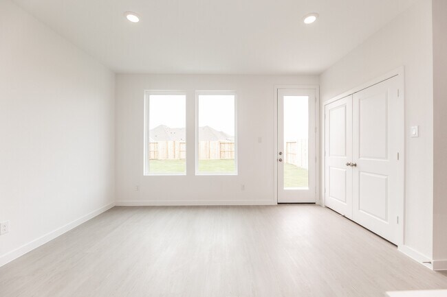 Building Photo - 31726 Wild Mdw Dr