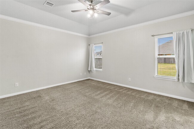 Building Photo - 131 San Jacinto Dr