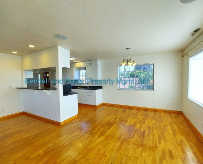 Building Photo - 1/2 Off 1st Month's rent with Move In by 1/15/26 - Wonderful 3+ Bed/2 Bath Home in Soquel